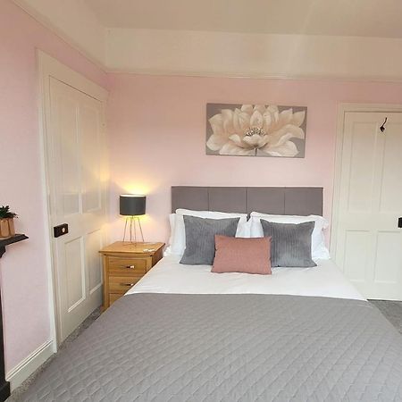 Hartoft St - 2 Bed Near River York Exteriör bild