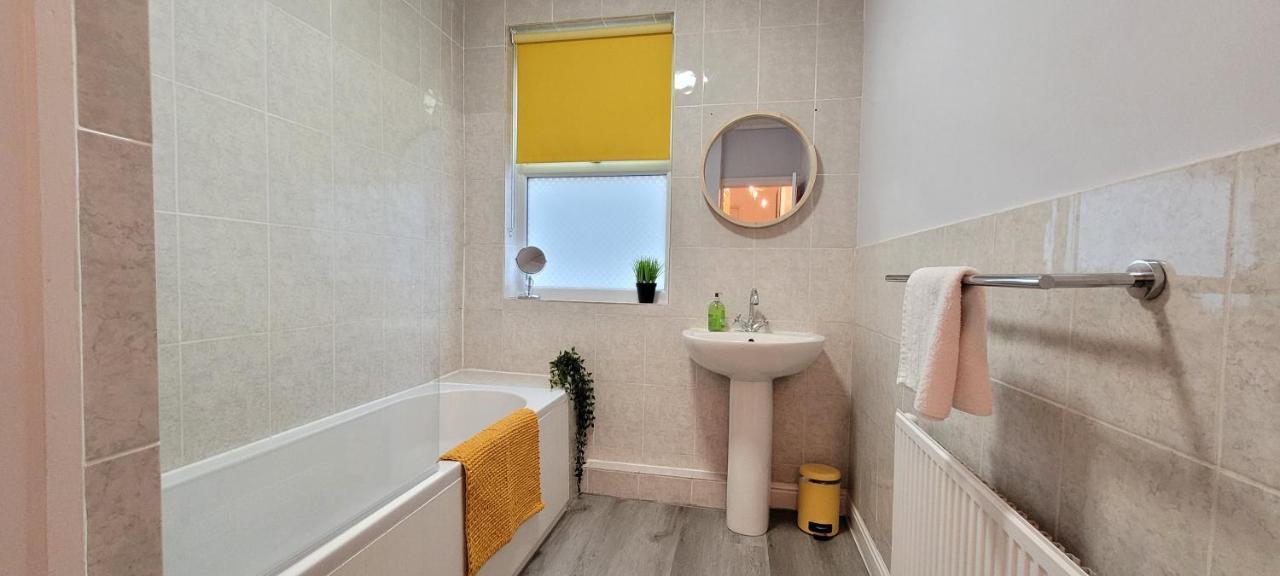 Hartoft St - 2 Bed Near River York Exteriör bild