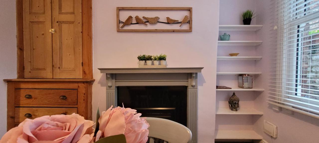 Hartoft St - 2 Bed Near River York Exteriör bild