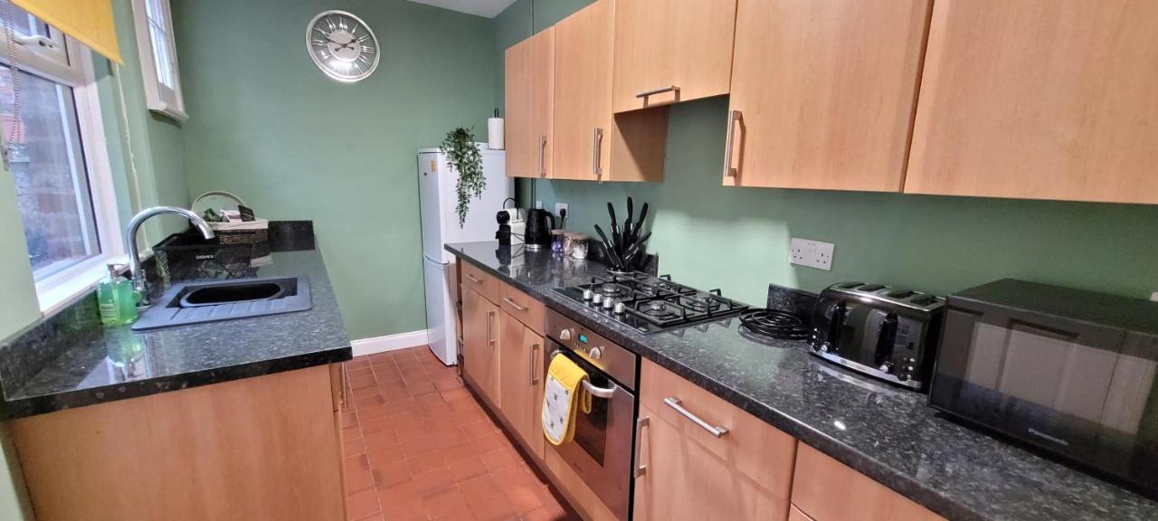 Hartoft St - 2 Bed Near River York Exteriör bild