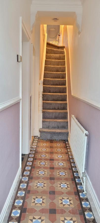Hartoft St - 2 Bed Near River York Exteriör bild