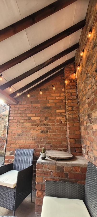Hartoft St - 2 Bed Near River York Exteriör bild