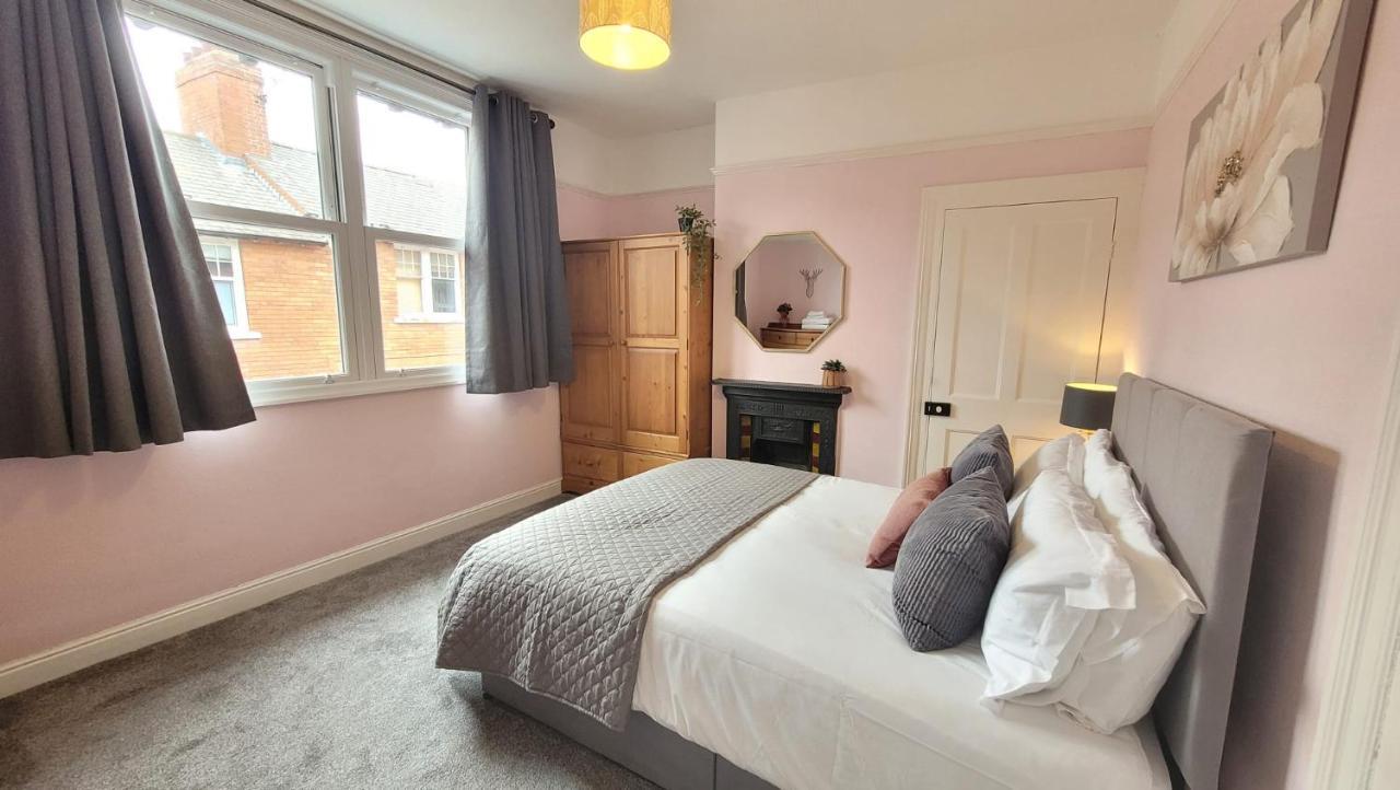 Hartoft St - 2 Bed Near River York Exteriör bild