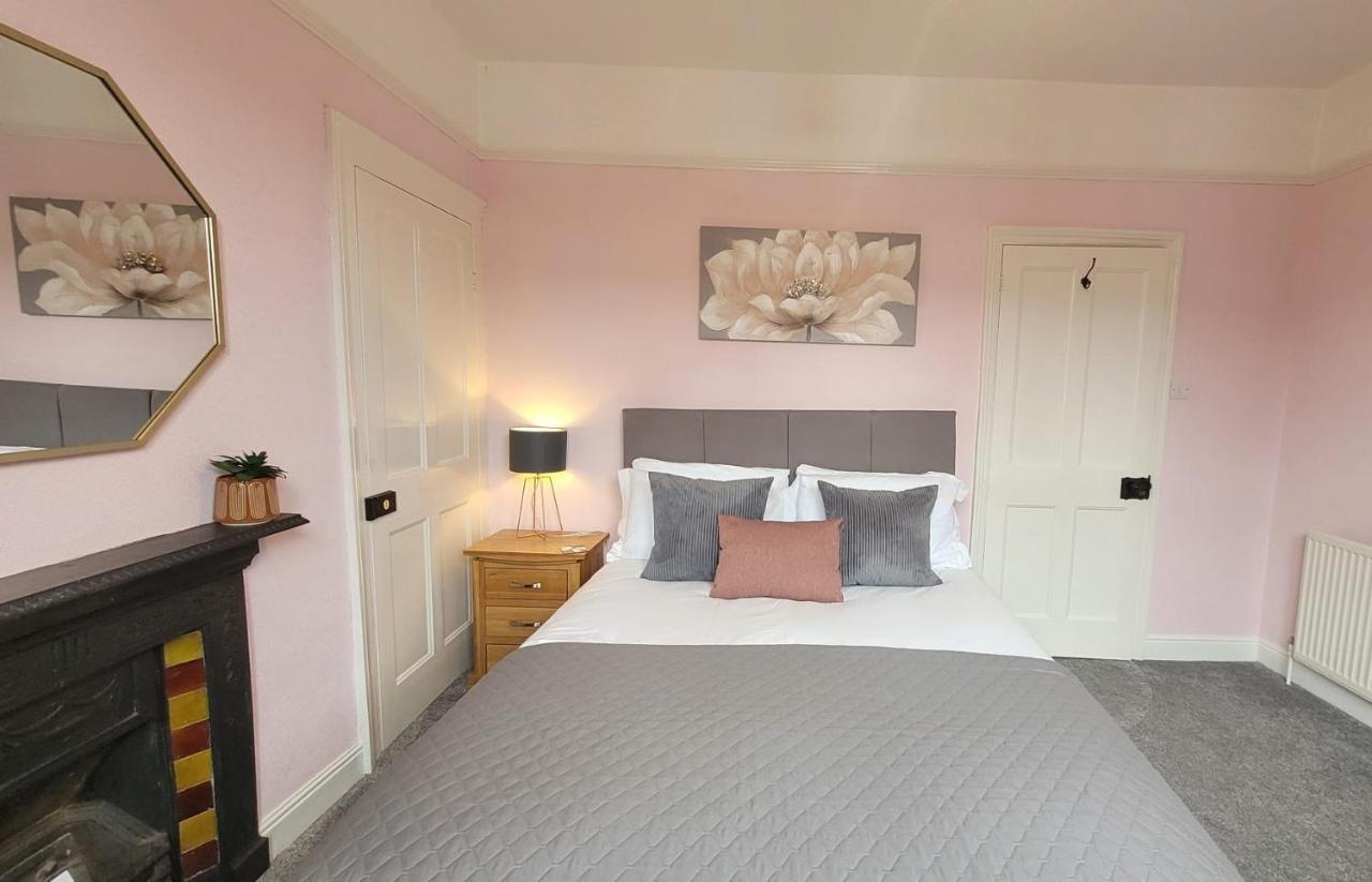Hartoft St - 2 Bed Near River York Exteriör bild